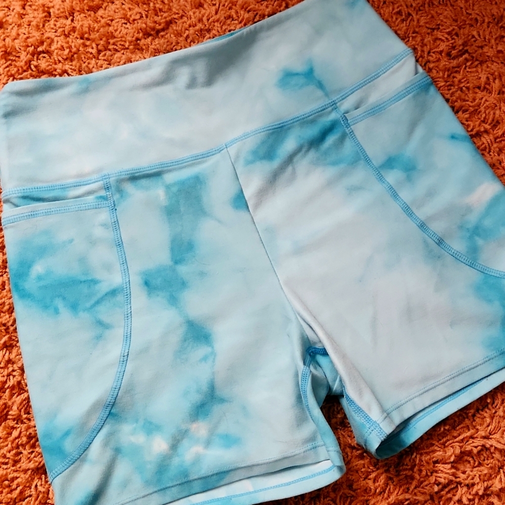 JOYLAB turquoise marbled print womans spandex shorts size small